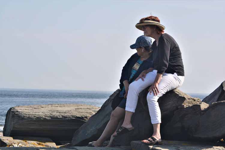 ann, willy on rocks